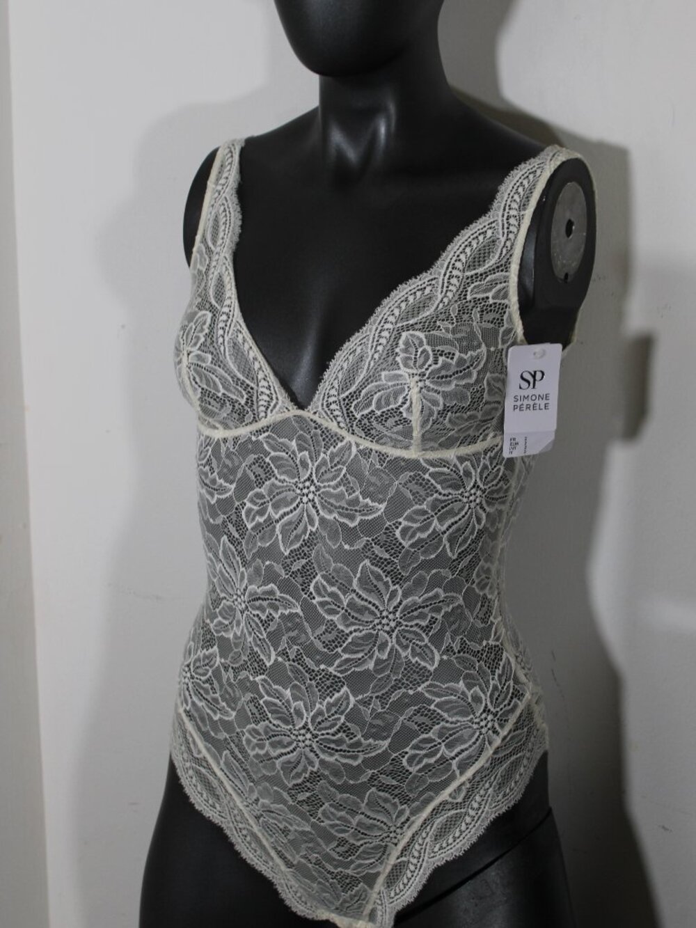 Simone Pérèle Ivory Floral Lace Plunge Bodysuit NWT